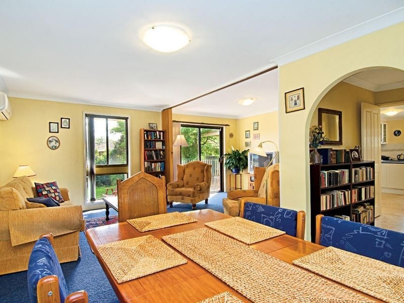 4 Beech Street, Quakers Hill NSW 2763