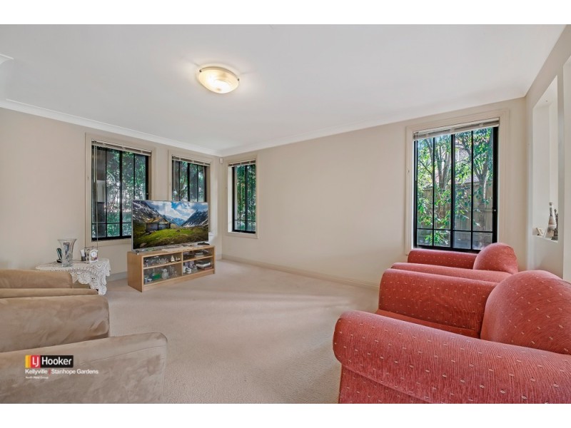 8 Garnet Grove, Glenwood NSW 2768