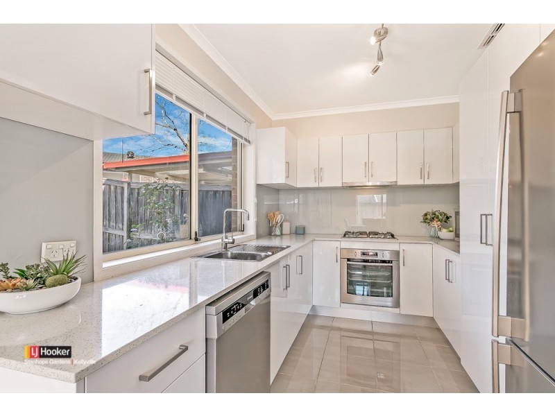11/8 Hillcrest Road, Quakers Hill NSW 2763