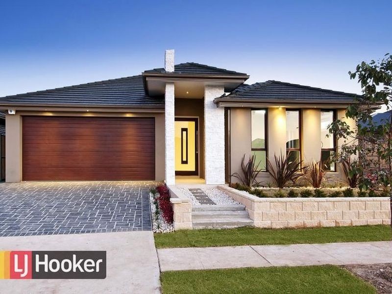 8 Crimson Crescent, The Ponds NSW 2769