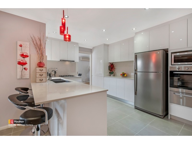 35 Phoenix Ave, Stanhope Gardens NSW 2768