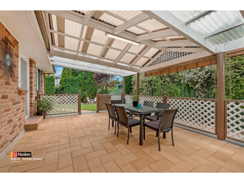 35 Phoenix Ave, Stanhope Gardens NSW 2768