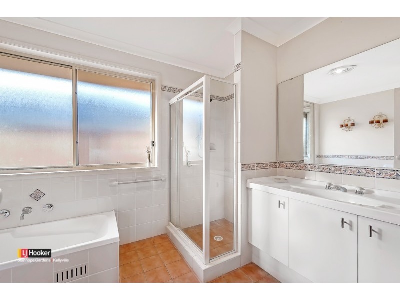 243 Glenwood Park Drive, Glenwood NSW 2768