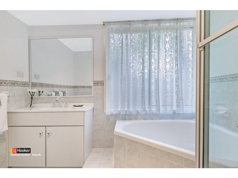 24 Crestreef Drive, Acacia Gardens NSW 2763