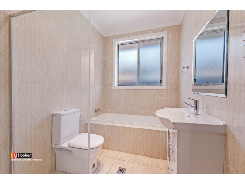 2 Spicebush Glade, Stanhope Gardens NSW 2768