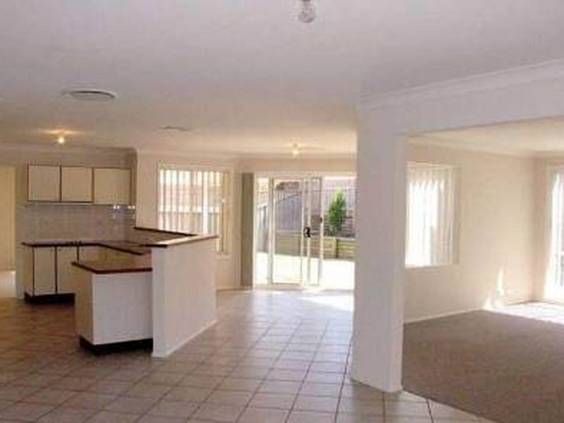29 Macquarie Avenue, Kellyville NSW 2155