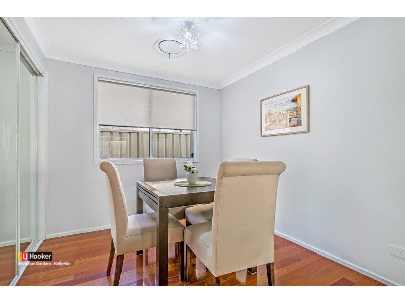 16 Aberdeen Place, Stanhope Gardens NSW 2768