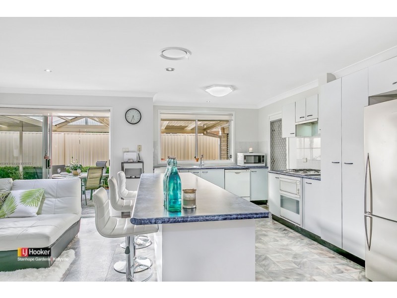 16 Aberdeen Place, Stanhope Gardens NSW 2768