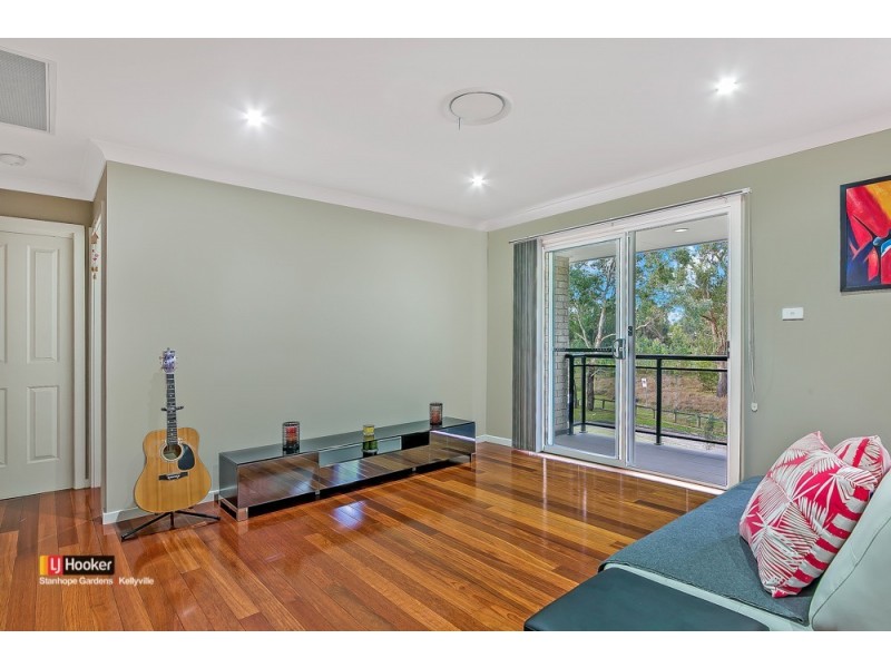 16 Aberdeen Place, Stanhope Gardens NSW 2768