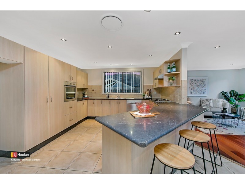 7 Heywood Glen, Stanhope Gardens NSW 2768