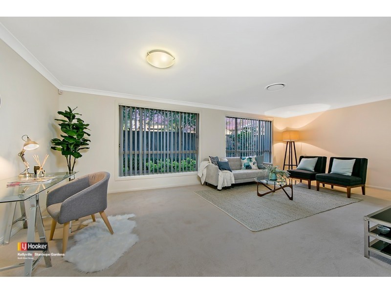 7 Heywood Glen, Stanhope Gardens NSW 2768