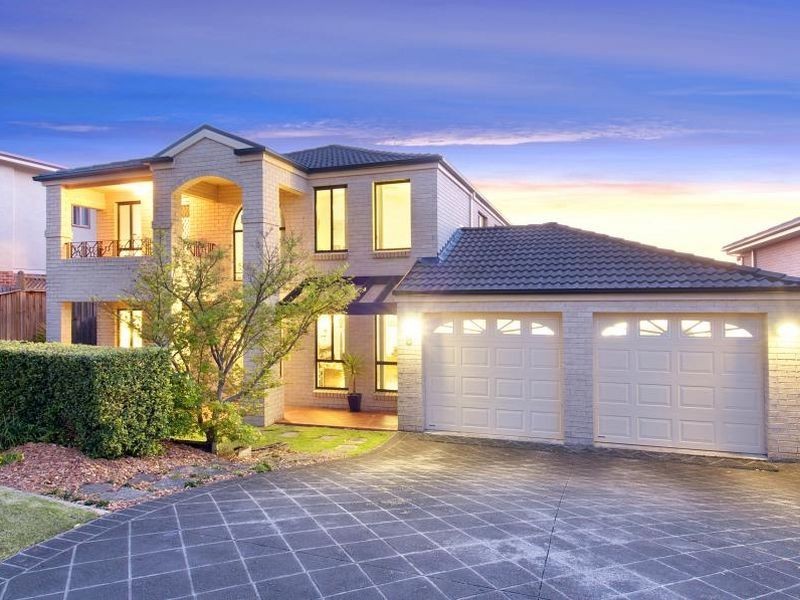 8 Hannah Ave, Kellyville NSW 2155