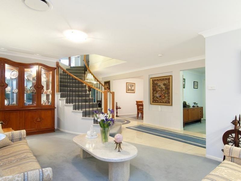 8 Hannah Ave, Kellyville NSW 2155