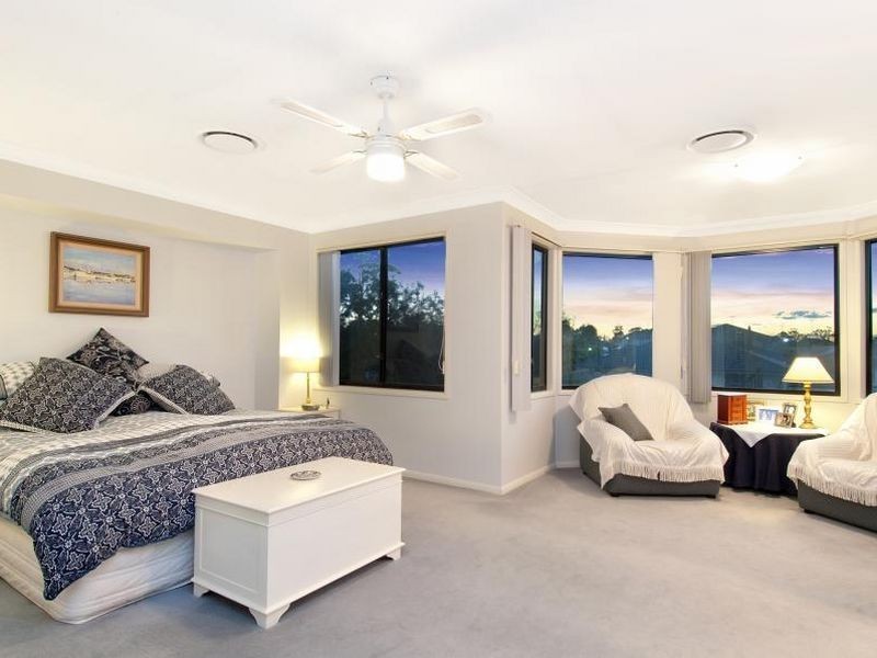 8 Hannah Ave, Kellyville NSW 2155