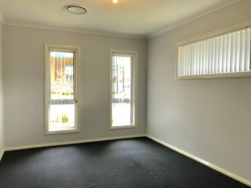 7 Clearfield St, Colebee NSW 2761