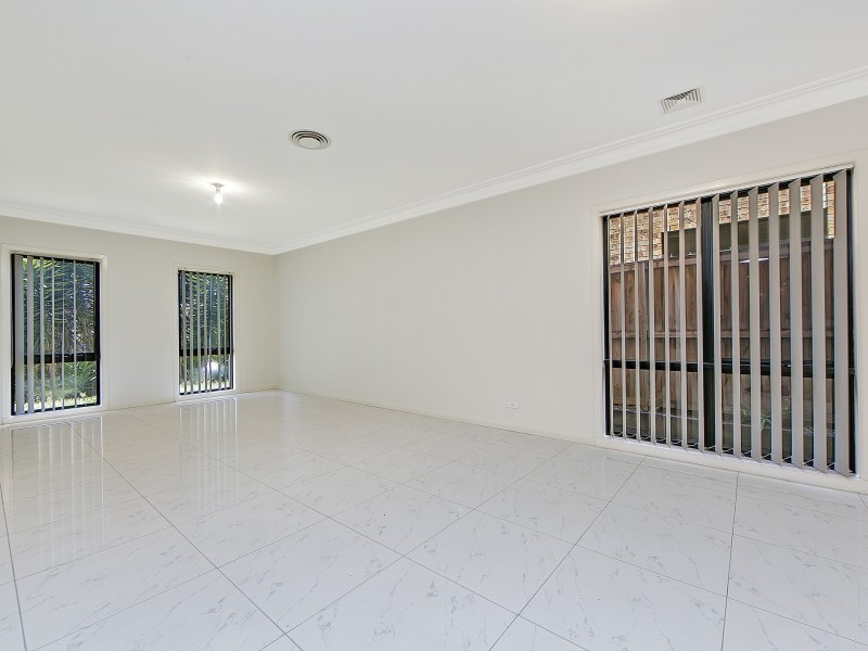 17 Epsam Ave, Stanhope Gardens NSW 2768