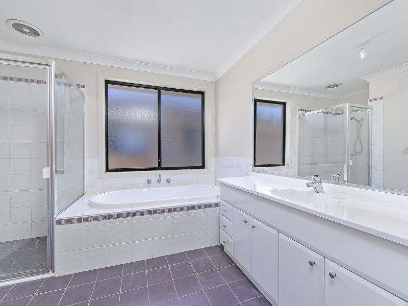 17 Epsam Ave, Stanhope Gardens NSW 2768