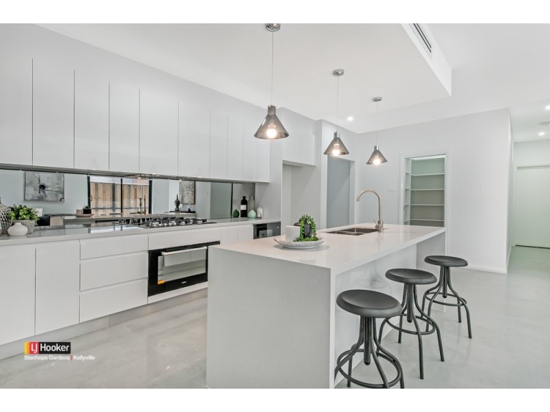 14 Mariposa Road, Box Hill NSW 2765