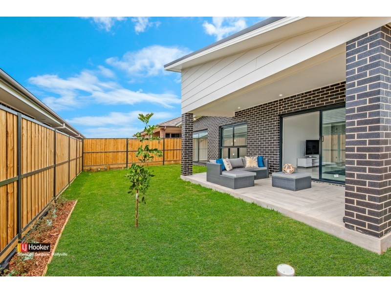 14 Mariposa Road, Box Hill NSW 2765