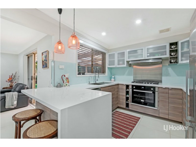 24 Ponytail Drive, Stanhope Gardens NSW 2768