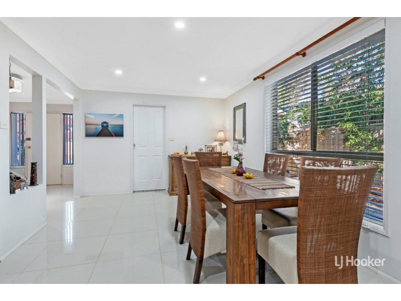 24 Ponytail Drive, Stanhope Gardens NSW 2768