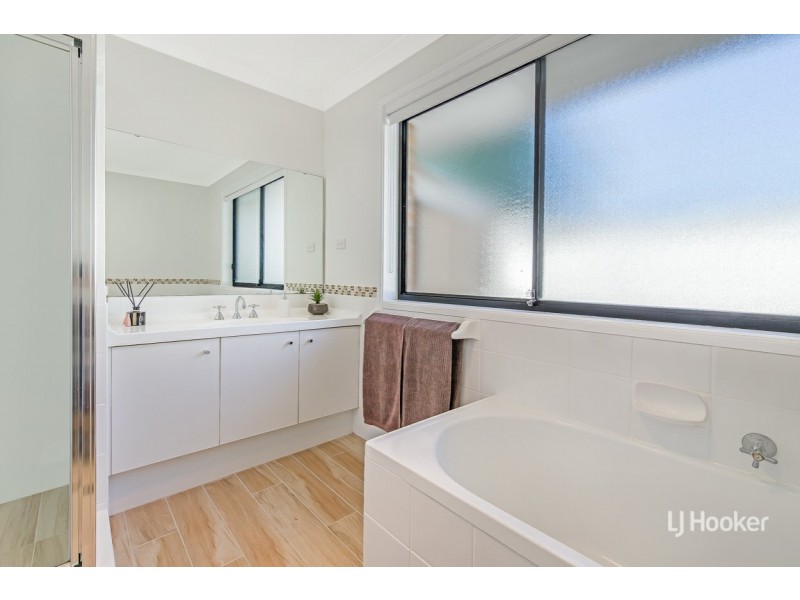 6 Tarwin Avenue, Glenwood NSW 2768