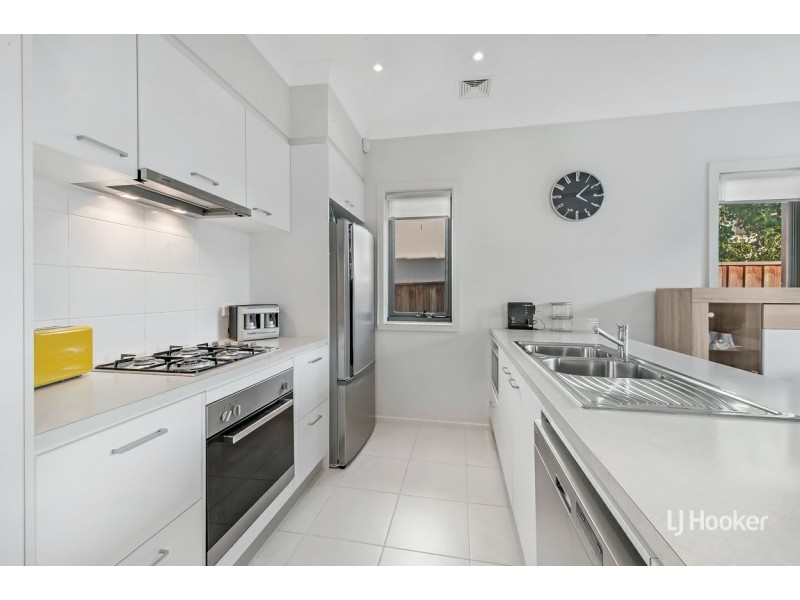 63 Waterfall Boulevard, The Ponds NSW 2769