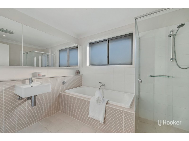 63 Waterfall Boulevard, The Ponds NSW 2769