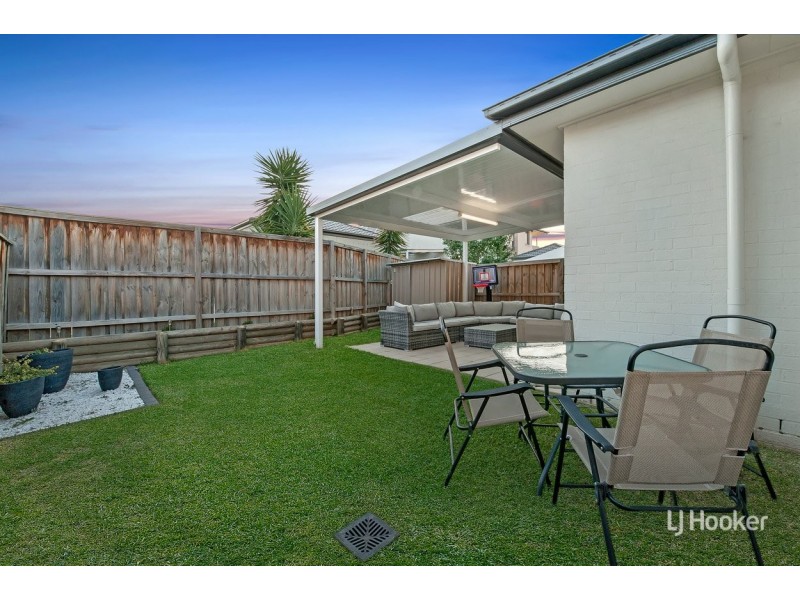 63 Waterfall Boulevard, The Ponds NSW 2769