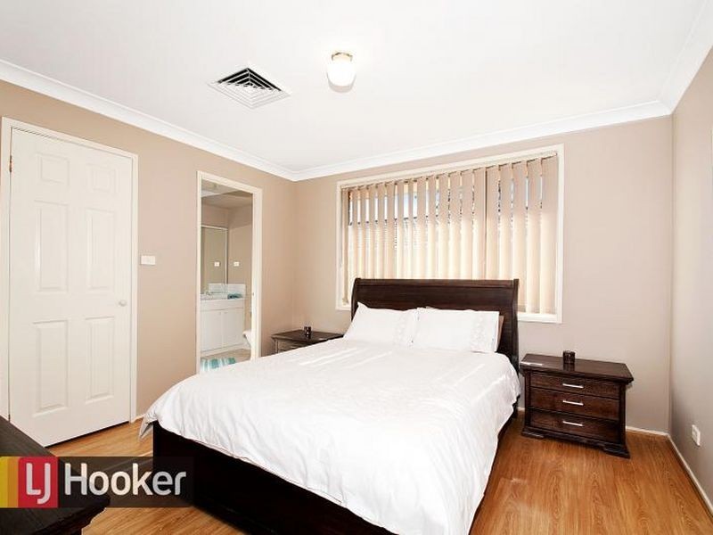 7 Deakin Avenue, Glenwood NSW 2768