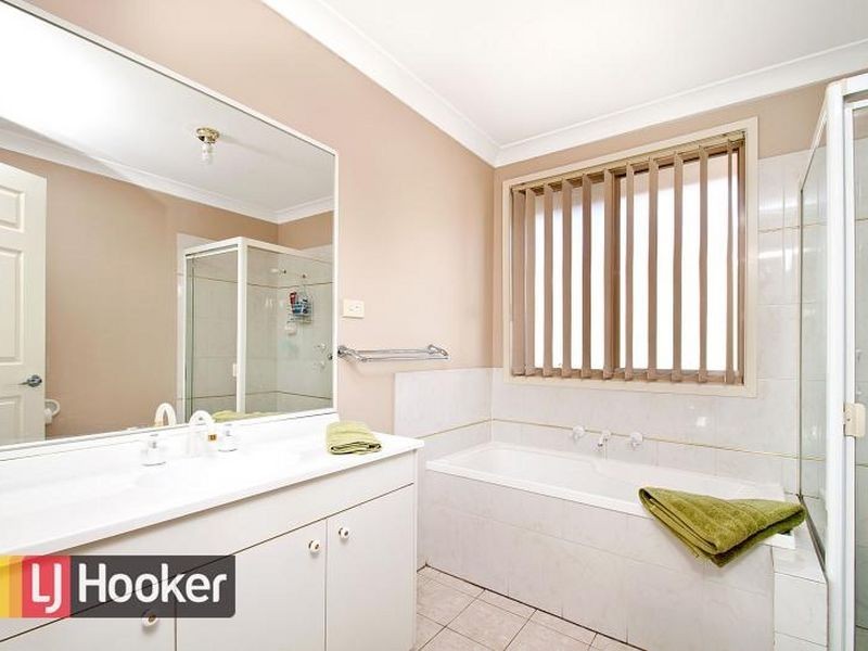 7 Deakin Avenue, Glenwood NSW 2768