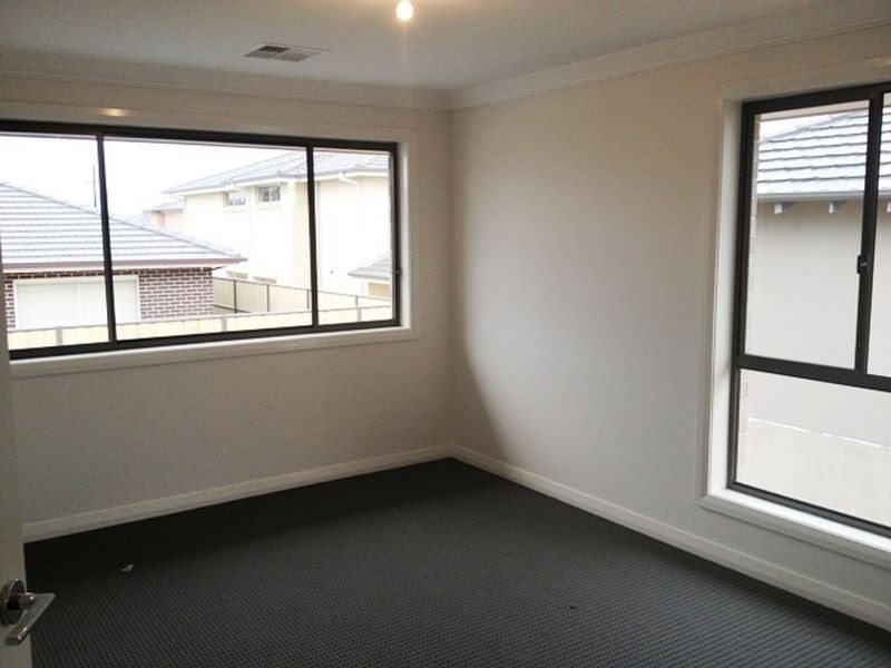 13 Rocket Parade, The Ponds NSW 2769