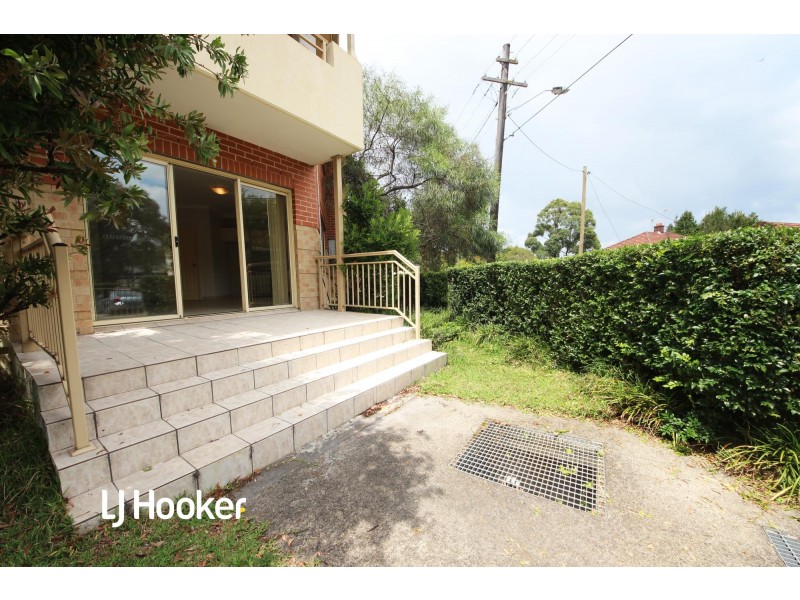 01/12 Gladstone Street, Burwood NSW 2134