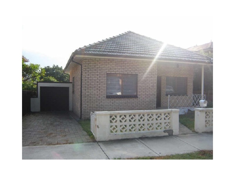 38 Bay Road, Russell Lea NSW 2046