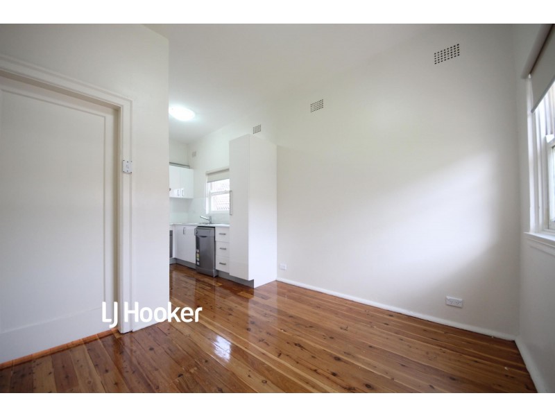 1A/61 Wentworth Road, Burwood NSW 2134