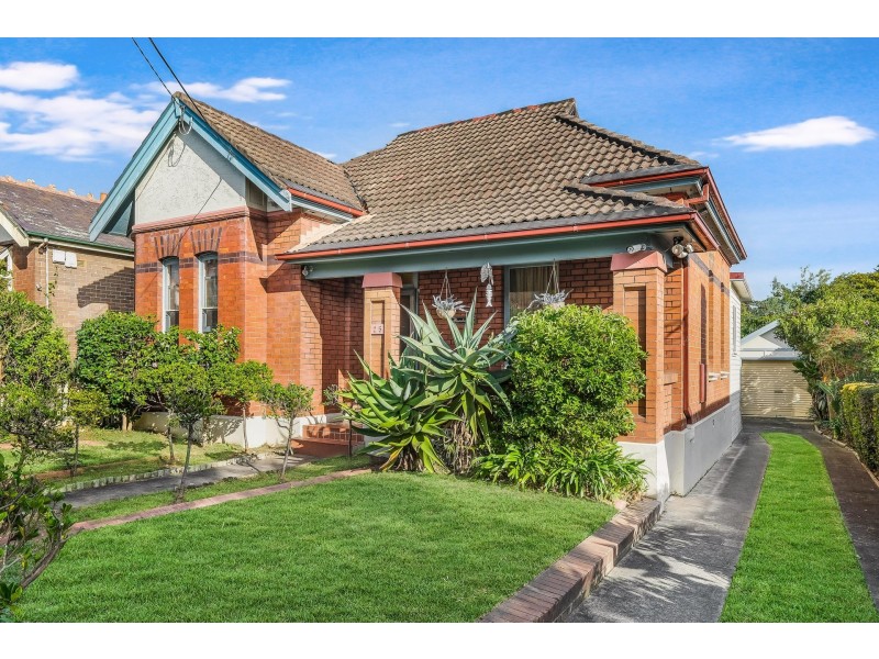 25 Angelo Street, Burwood NSW 2134