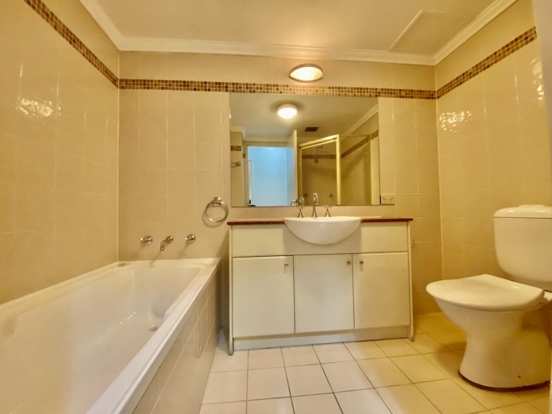 205/8 Wentworth Drive, Liberty Grove NSW 2138