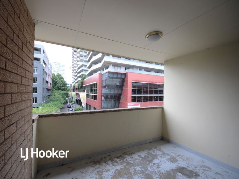 20/10-12 Park Avenue, Burwood NSW 2134