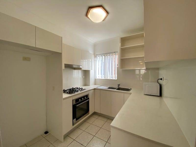 8/33-39 Wilga Street, Burwood NSW 2134