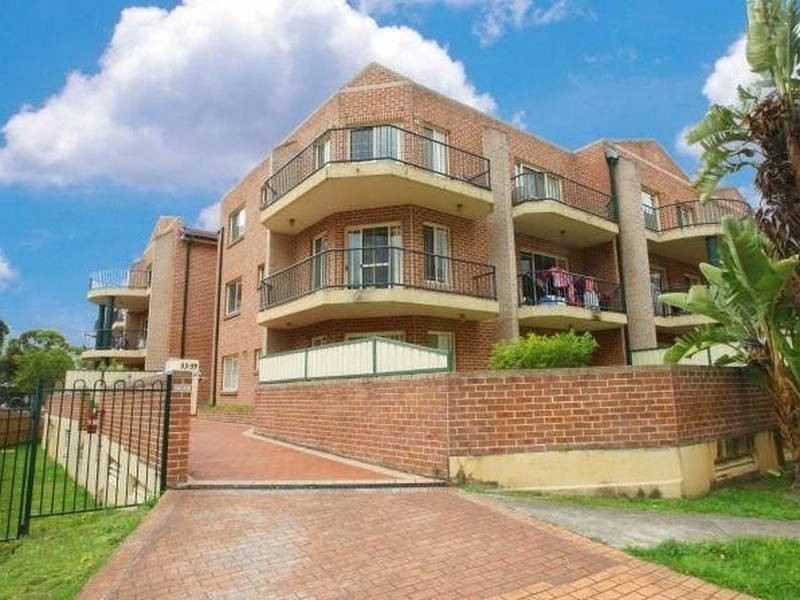 8/33-39 Wilga Street, Burwood NSW 2134
