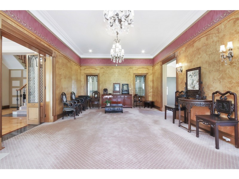 4 Woodside Avenue, Burwood NSW 2134