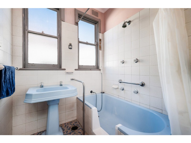 75 Balmoral Avenue, Croydon Park NSW 2133