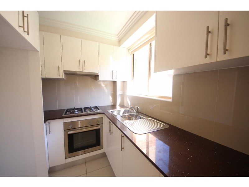 2/76 Burwood Road, Burwood Heights NSW 2136