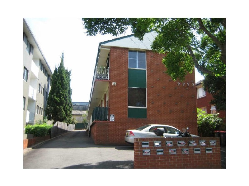 9/11 Queensborough Road, Croydon Park NSW 2133