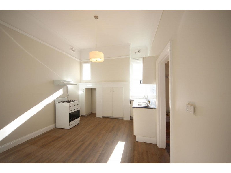 1B/16 Brooklyn Street, Burwood NSW 2134