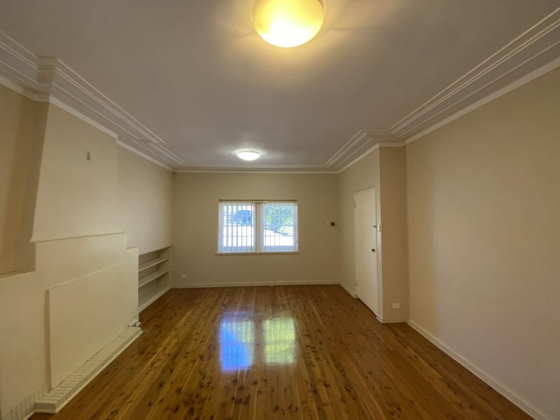 6 Fifth Avenue, Denistone NSW 2114