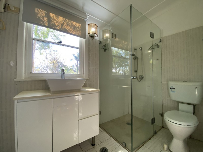 6 Fifth Avenue, Denistone NSW 2114