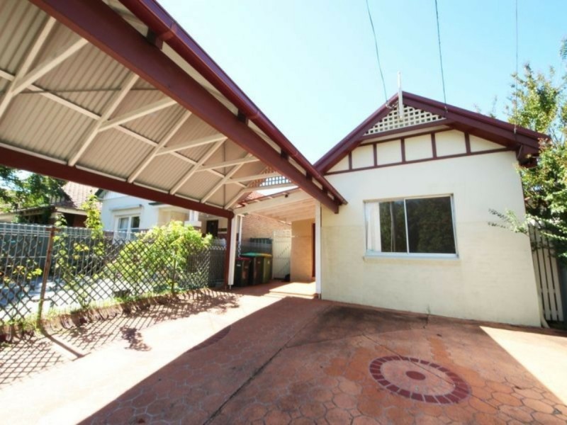154 Coronation Parade, Croydon Park NSW 2133