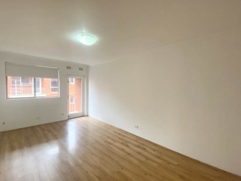 10 39 Fourth Avenue, Campsie NSW 2194