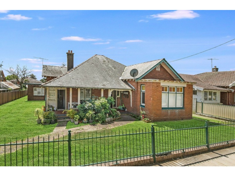 21 Wyalong Street, Burwood NSW 2134